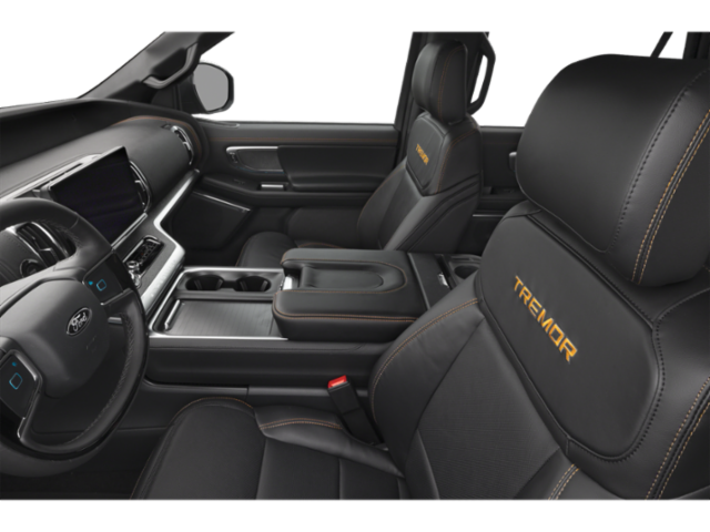 2025 Ford Expedition photo 5