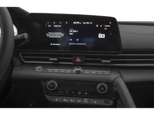 2025 Hyundai Elantra Limited photo 7