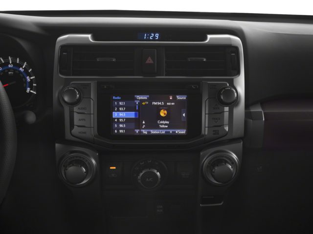 2017 Toyota 4Runner SR5 photo 4