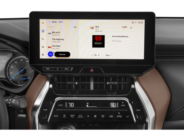 2023 Toyota Venza XLE photo 6