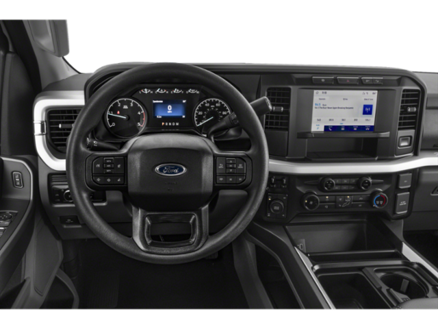 2024 Ford F-350 XLT photo 4