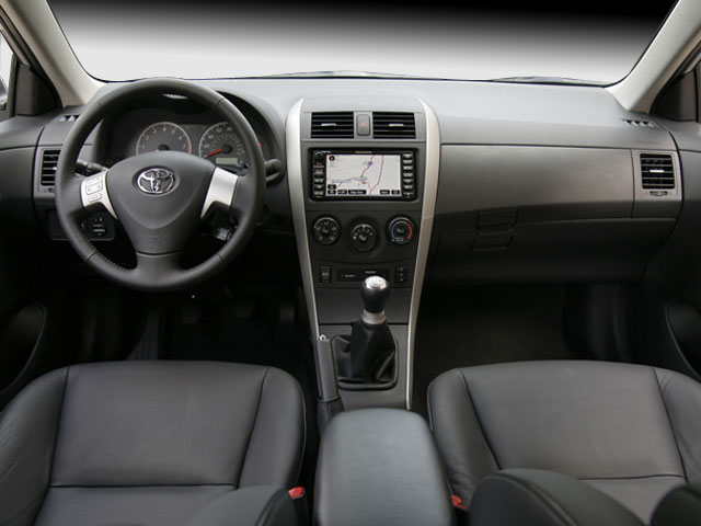 2009 Toyota Corolla LE photo 3