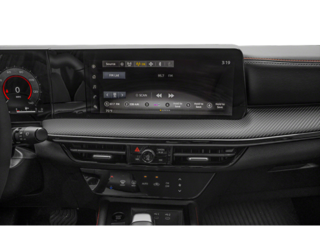 2026 Nissan Kicks SR photo 7