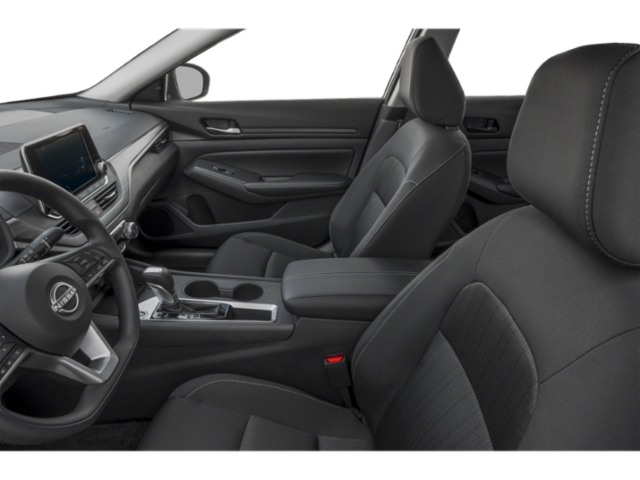 2025 Nissan Altima 2.5 SV photo 8