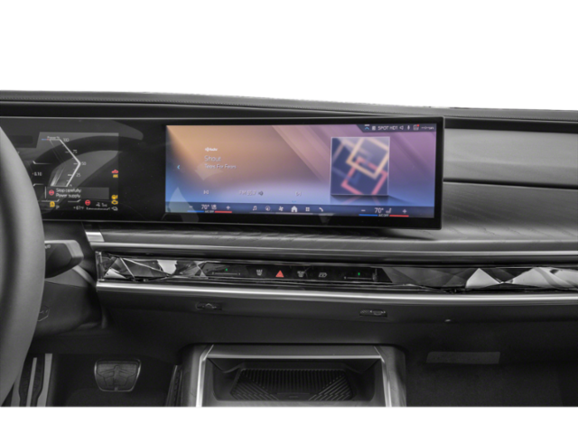 2026 Bmw 750e photo 3