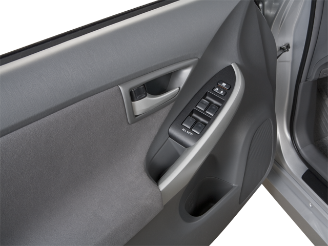 2010 Toyota Prius Two photo 5