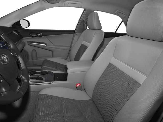 2014 Toyota Camry Hybrid LE photo 8
