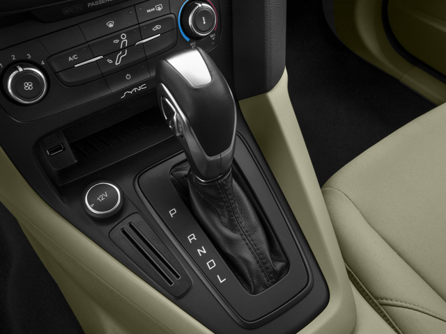 2017 Ford Focus SE photo 7