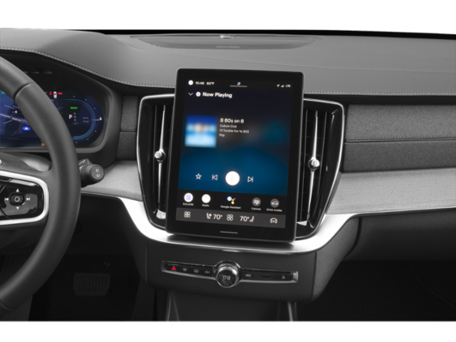2026 Volvo XC90 T8 Plus photo 7