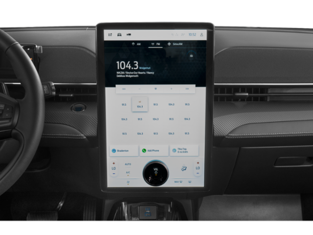 2026 FORD MUSTANG MACH-E - Image 7