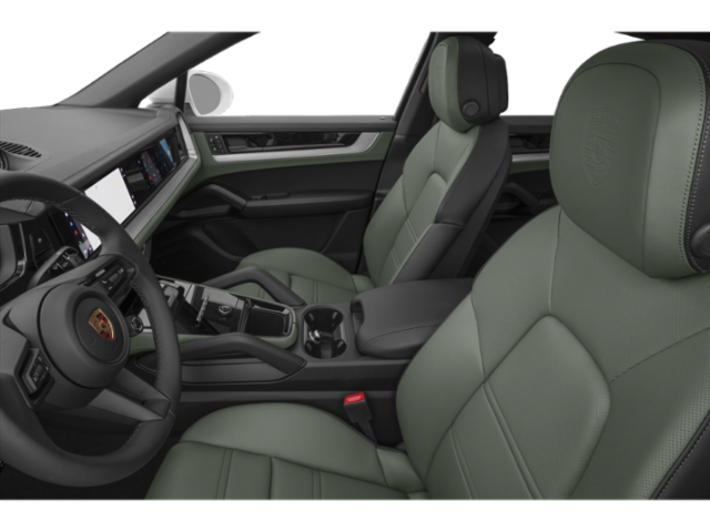 2026 Porsche Cayenne Turbo E-Hybrid photo 2