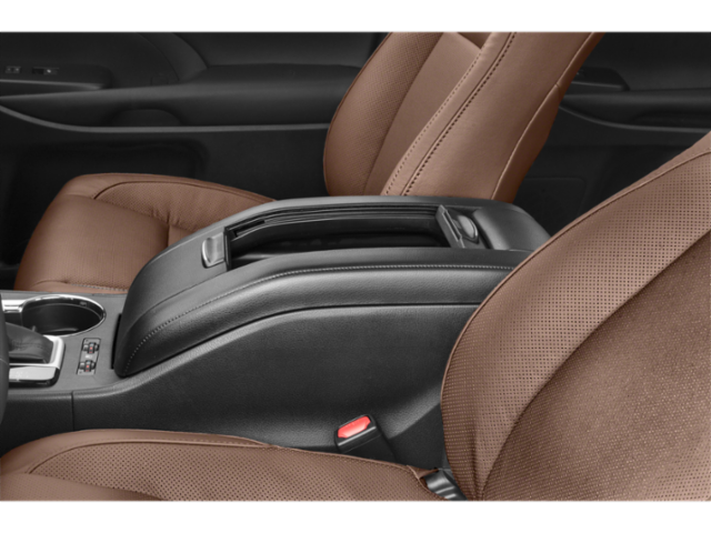 2019 Toyota Highlander Hybrid Limited Platinum photo 4