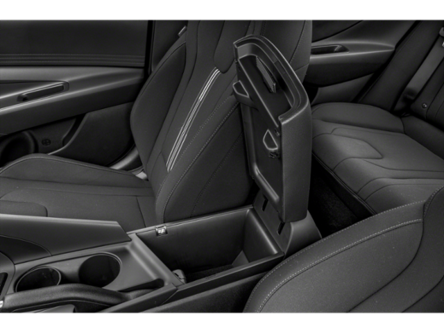 2025 Hyundai Elantra SEL Convenience photo 9