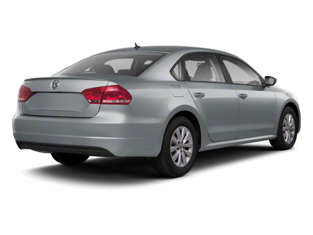 2013 Volkswagen Passat SE photo 2
