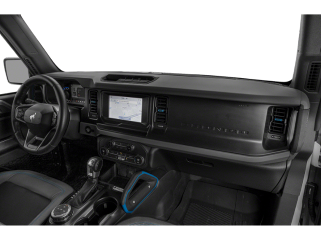 2021 Ford Bronco First Edition photo 12