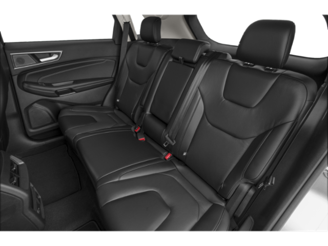 2024 Ford Edge Titanium photo 10