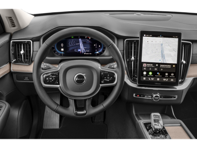 2026 Volvo XC90 Plus photo 3