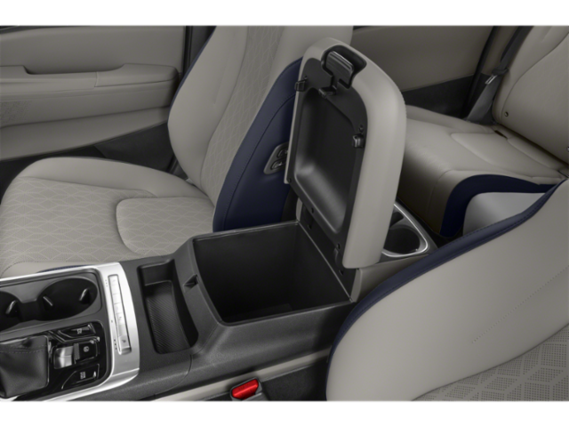 2026 Kia Carnival EX photo 11
