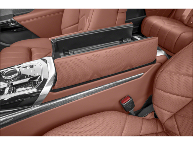 2025 Bmw i7 M70 photo 11