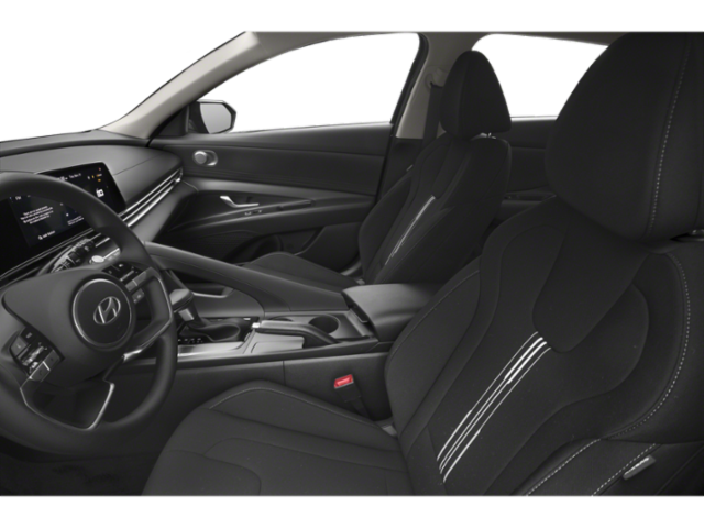 2025 Hyundai Elantra SEL Convenience photo 5