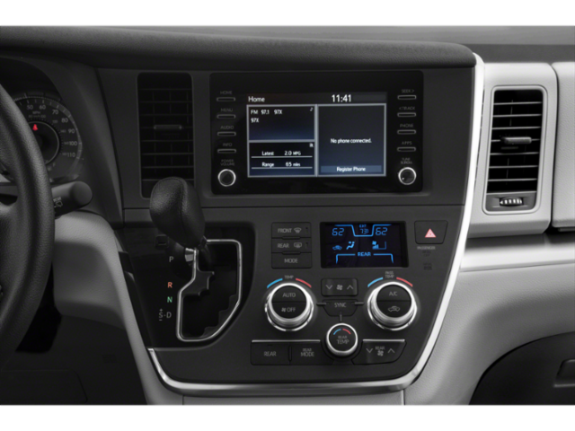 2020 Toyota Sienna LE photo 11