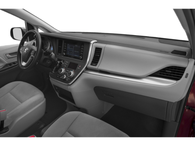 2020 Toyota Sienna LE photo 16