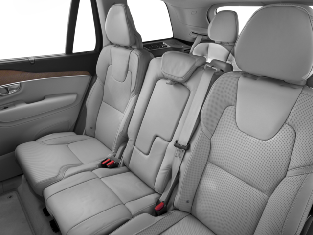 2016 Volvo XC90 T6 Momentum photo 22