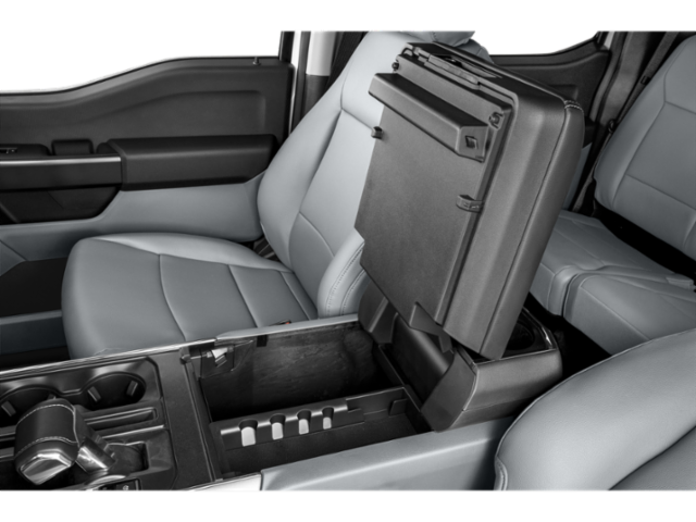 2025 Ford F-150 Lightning photo 32