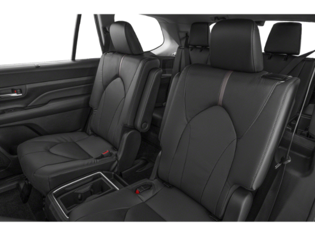 2025 Toyota Grand Highlander Platinum AWD photo 8