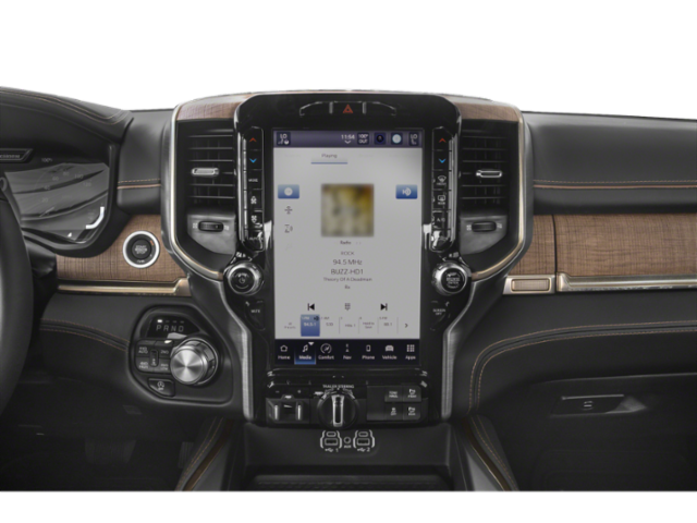 2024 RAM 1500 - Image 7