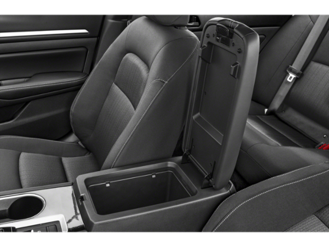 2024 Nissan Altima 2.5 SV photo 10