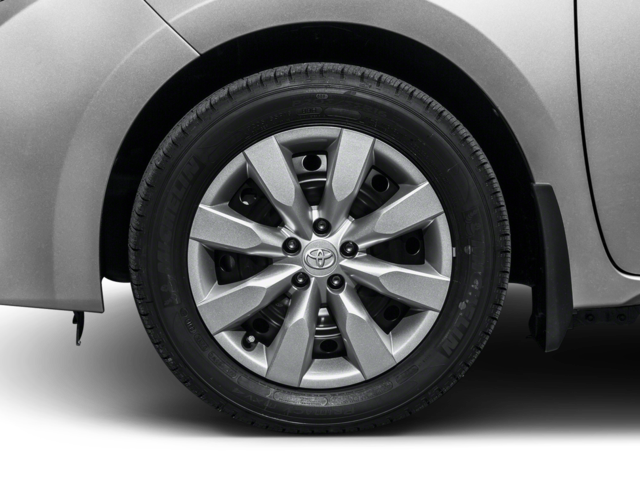 2016 Toyota Corolla Plus photo 3