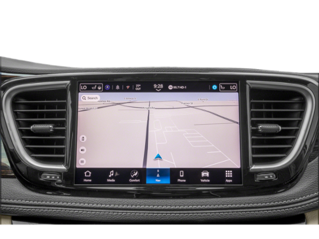 2024 Chrysler Pacifica Limited photo 13