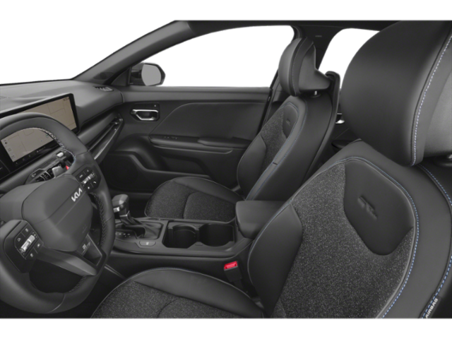 2025 Kia K4 GT-Line photo 5