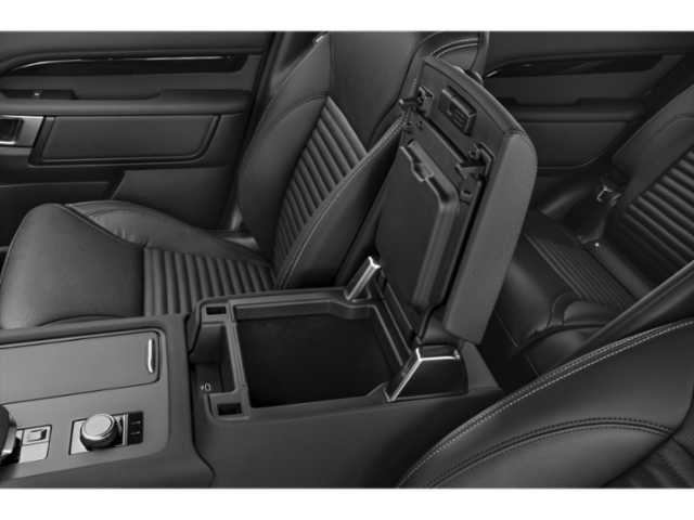 2025 Land Rover Discovery S photo 11