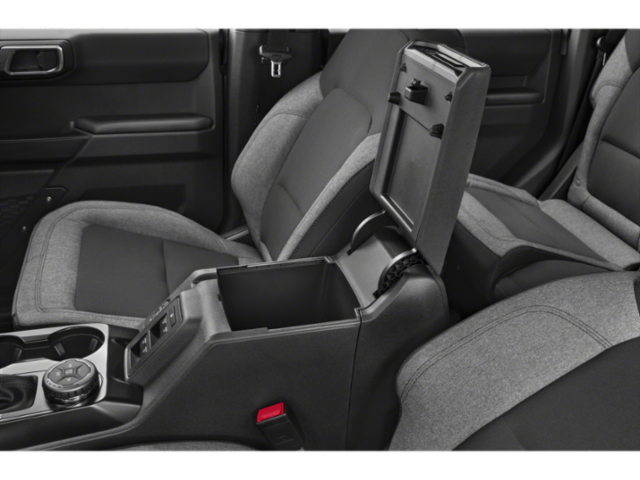 2025 Ford Bronco Base photo 11