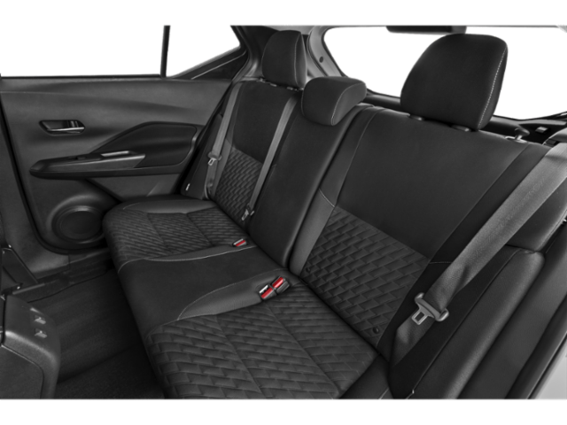2023 Nissan Kicks SV photo 9