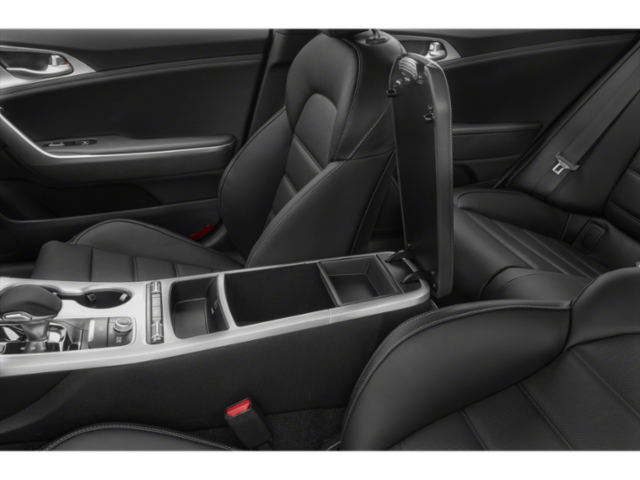 2021 Kia Stinger GT2 photo 3