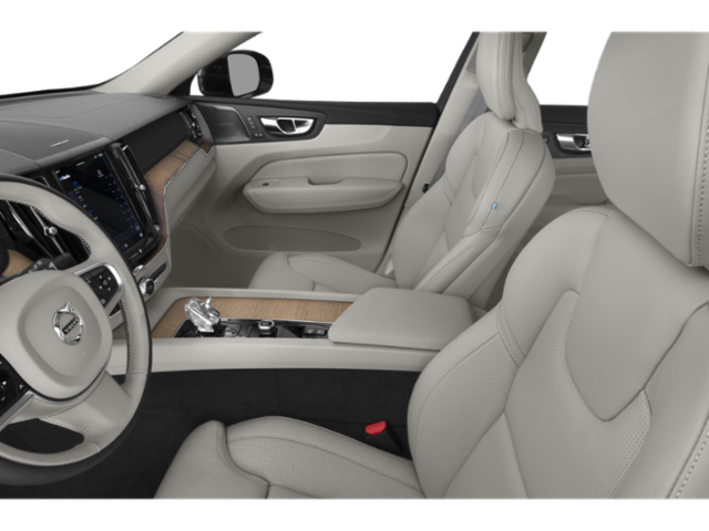 2023 Volvo XC60 Recharge Hybrid Ultimate photo 6