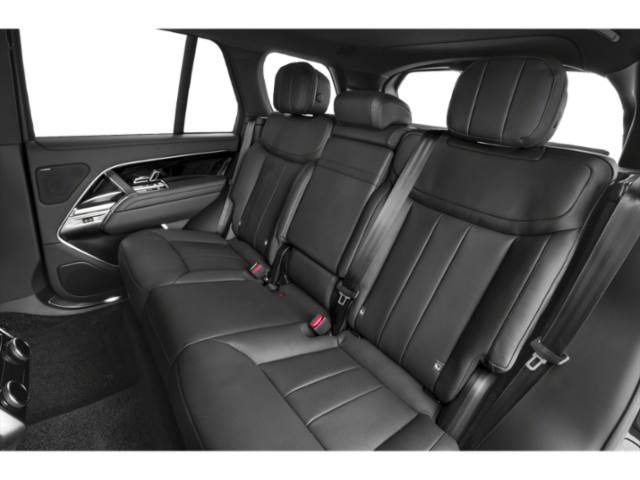 2025 Land Rover Range Rover SE photo 9