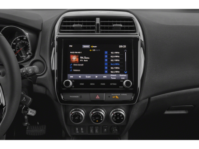 2025 Mitsubishi Outlander Sport LE photo 7