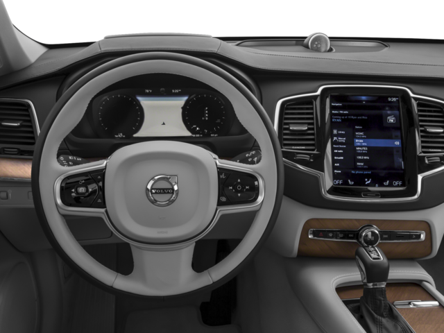 2016 Volvo XC90 T6 Momentum photo 16