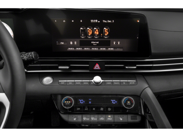 2023 Hyundai Elantra Limited photo 4