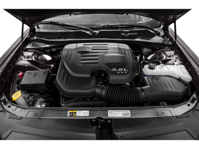 2018 Dodge Challenger SXT photo 3