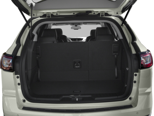 2017 Chevrolet Traverse 2LT photo 2