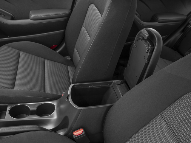 2017 Kia Forte LX Base photo 10