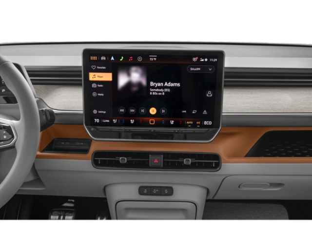 2025 Volkswagen ID. Buzz Pro Plus photo 7