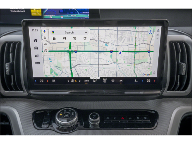 2025 Ford Expedition photo 13