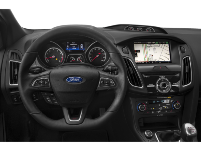2015 Ford Focus ST photo 3
