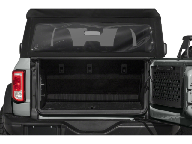 2021 Ford Bronco First Edition photo 8